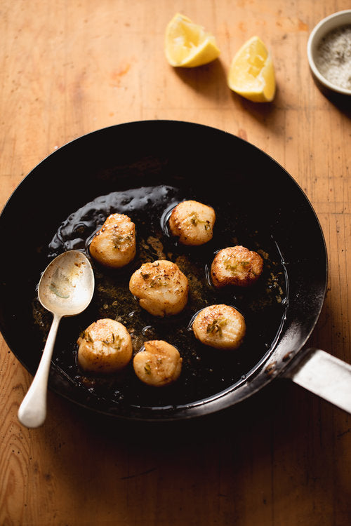 Pan Fried Scallops with Wakame Seaweed