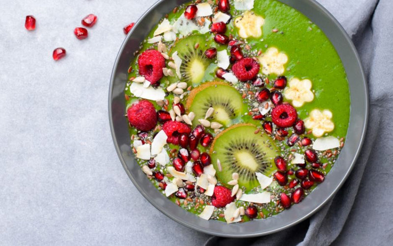 FINGER LIME & KAKADU PLUM GREEN SMOOTHIE BOWL