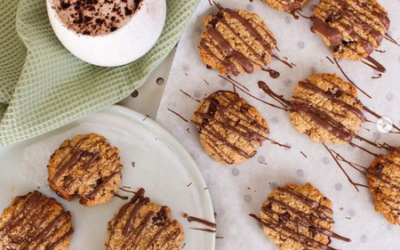 Chocolate Granola Cookie